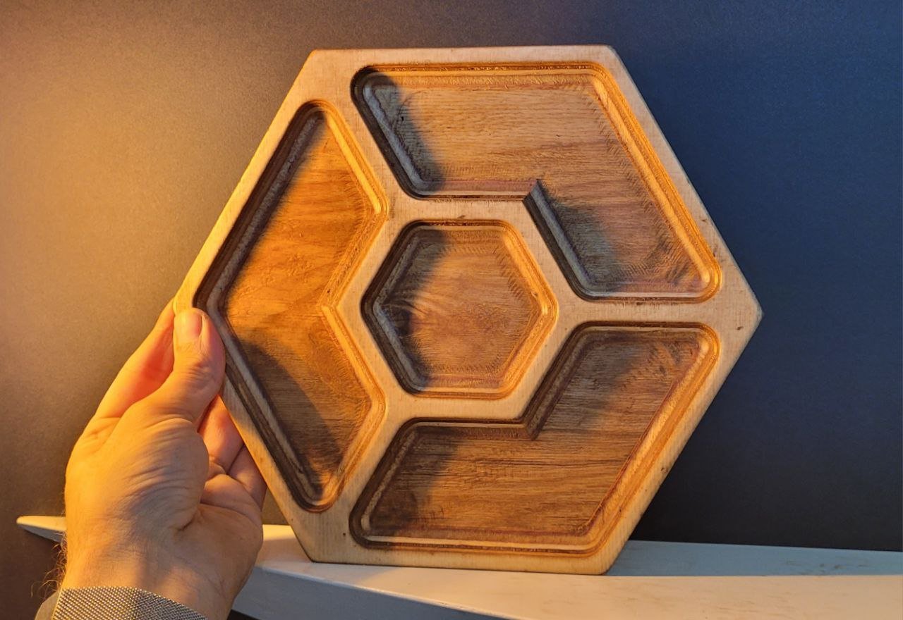 اردو خوری و رولت خوری  اردوخوری چوبی طرح شش ضلعی چهار خانه کد 010 