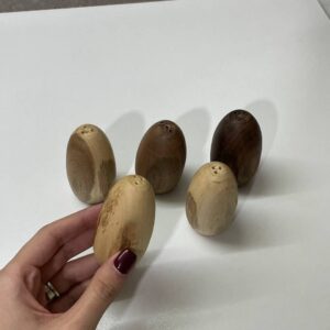 خرید نمکدان چوبی چوب گردو 2 عددی